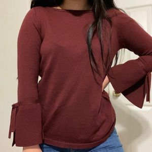 Maroon loft sweater with puffy sleeves
